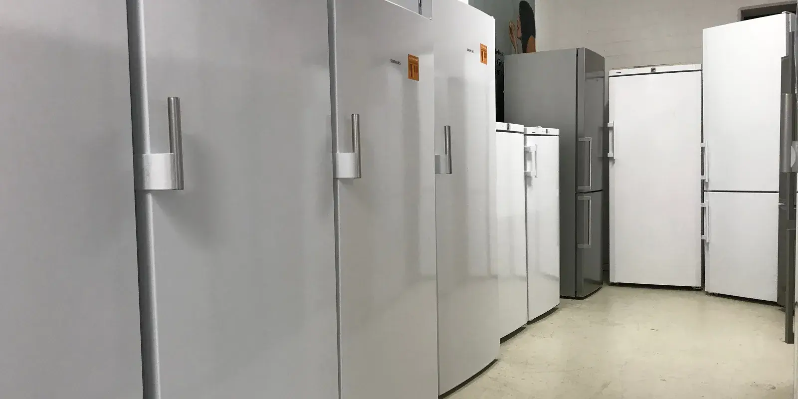 Haushaltsgeräte wie Kühlschranke und Kühl-Gefrier-Kombinationen von Elektro Gieselmann